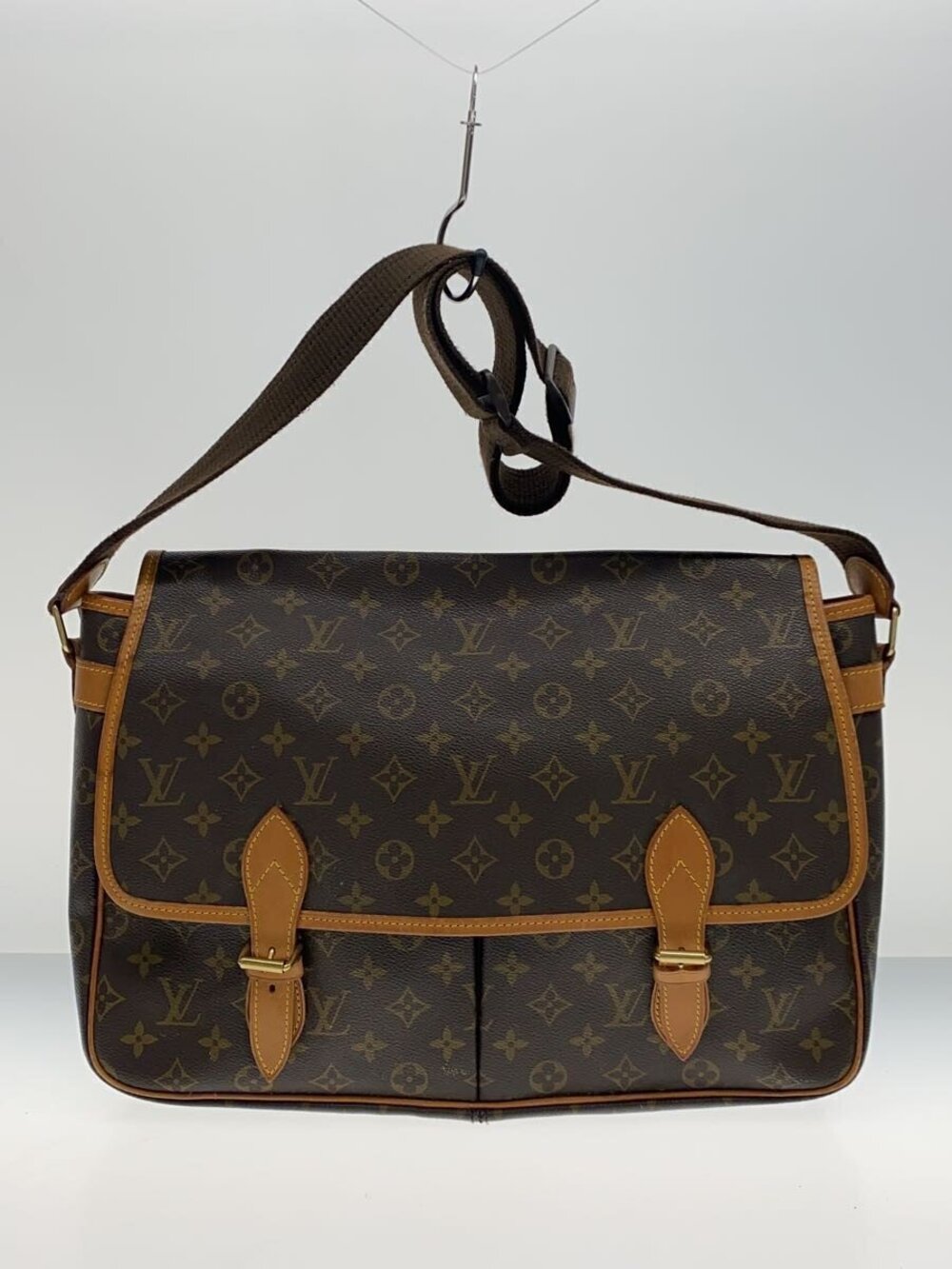 LOUIS VUITTON Gibeciere Monogram Canvas Brown